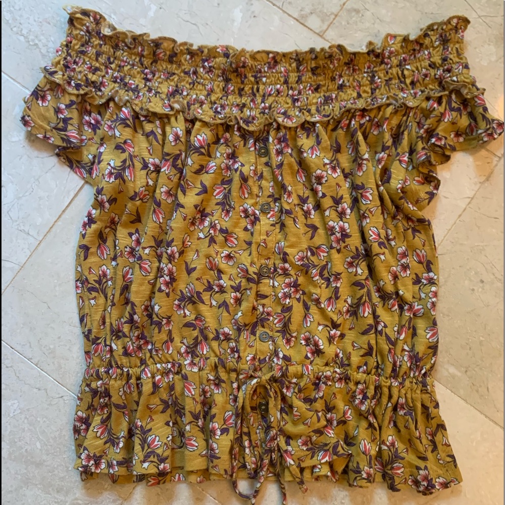 Lot of three shirts (American Eagle/Aeropostale)